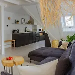 Home3city Klimatyczne Poddasze * 소포트