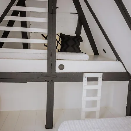 Apartament Home3city Klimatyczne Poddasze