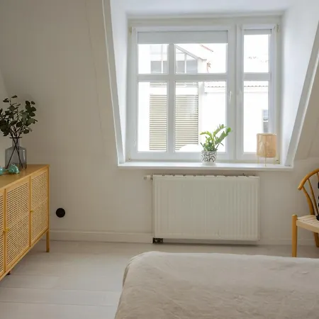 Home3city Klimatyczne Poddasze Apartment