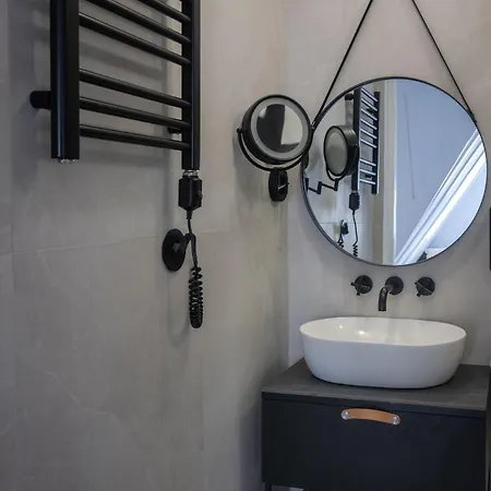 Home3city Klimatyczne Poddasze شقة سوبوت