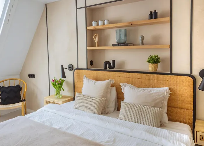 Home3city Klimatyczne Poddasze Apartment *