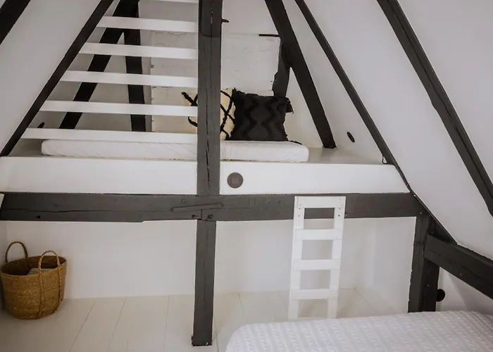 Apartment Home3city Klimatyczne Poddasze